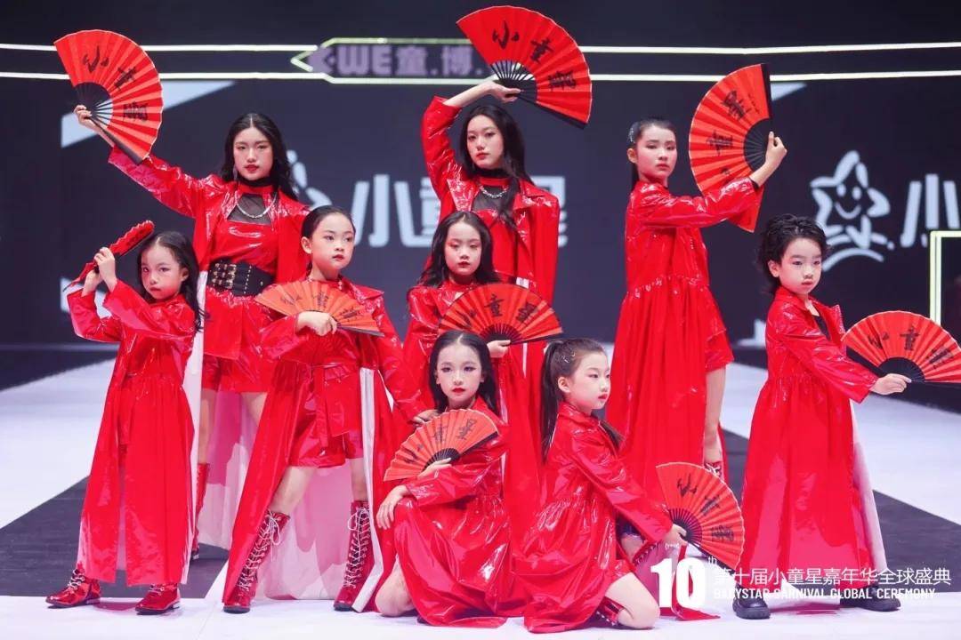 学期过半别只盯成绩！少儿模特带给孩子气质+健康的双向提升！ (图2)