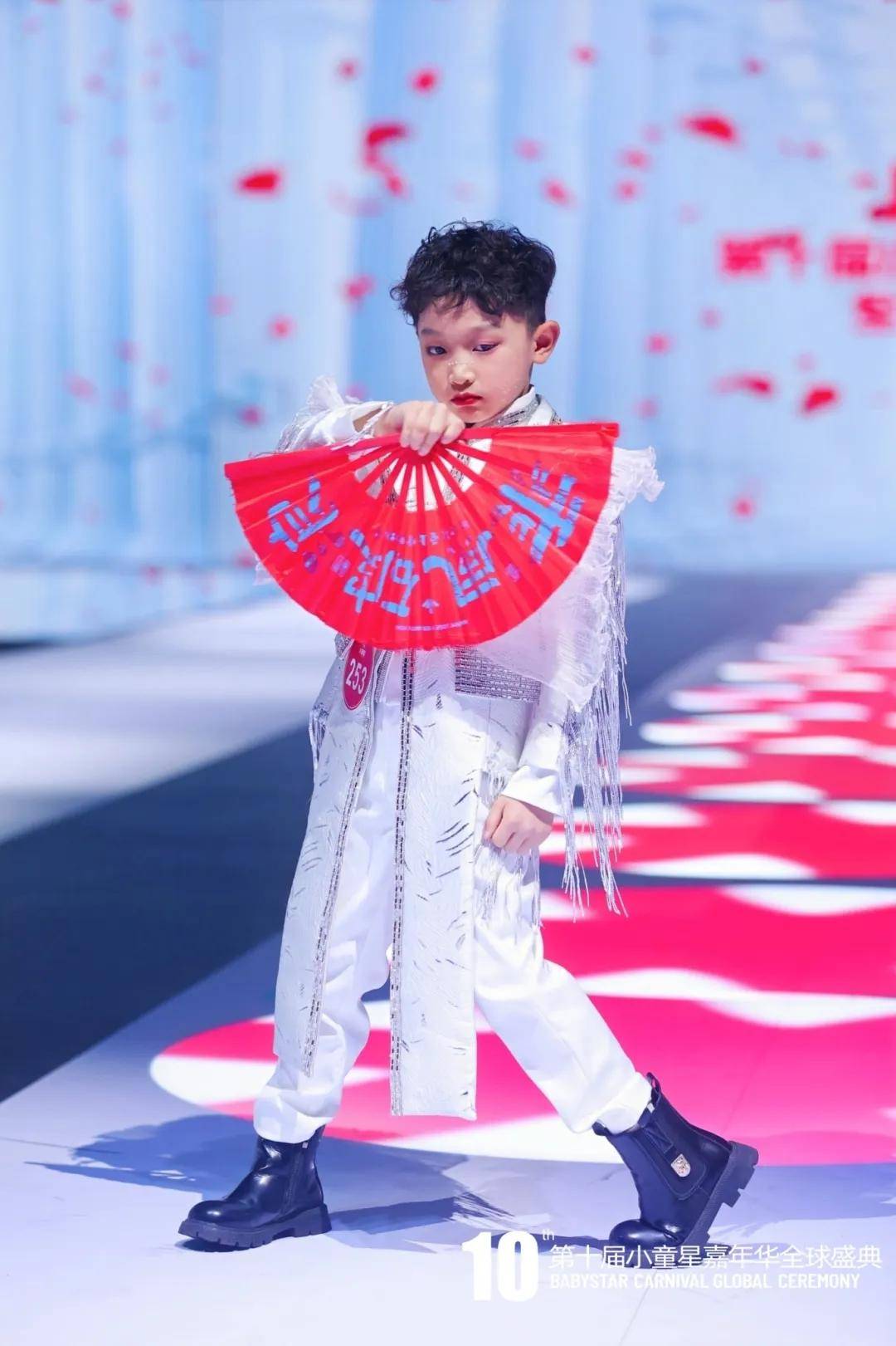 学期过半别只盯成绩！少儿模特带给孩子气质+健康的双向提升！ (图9)