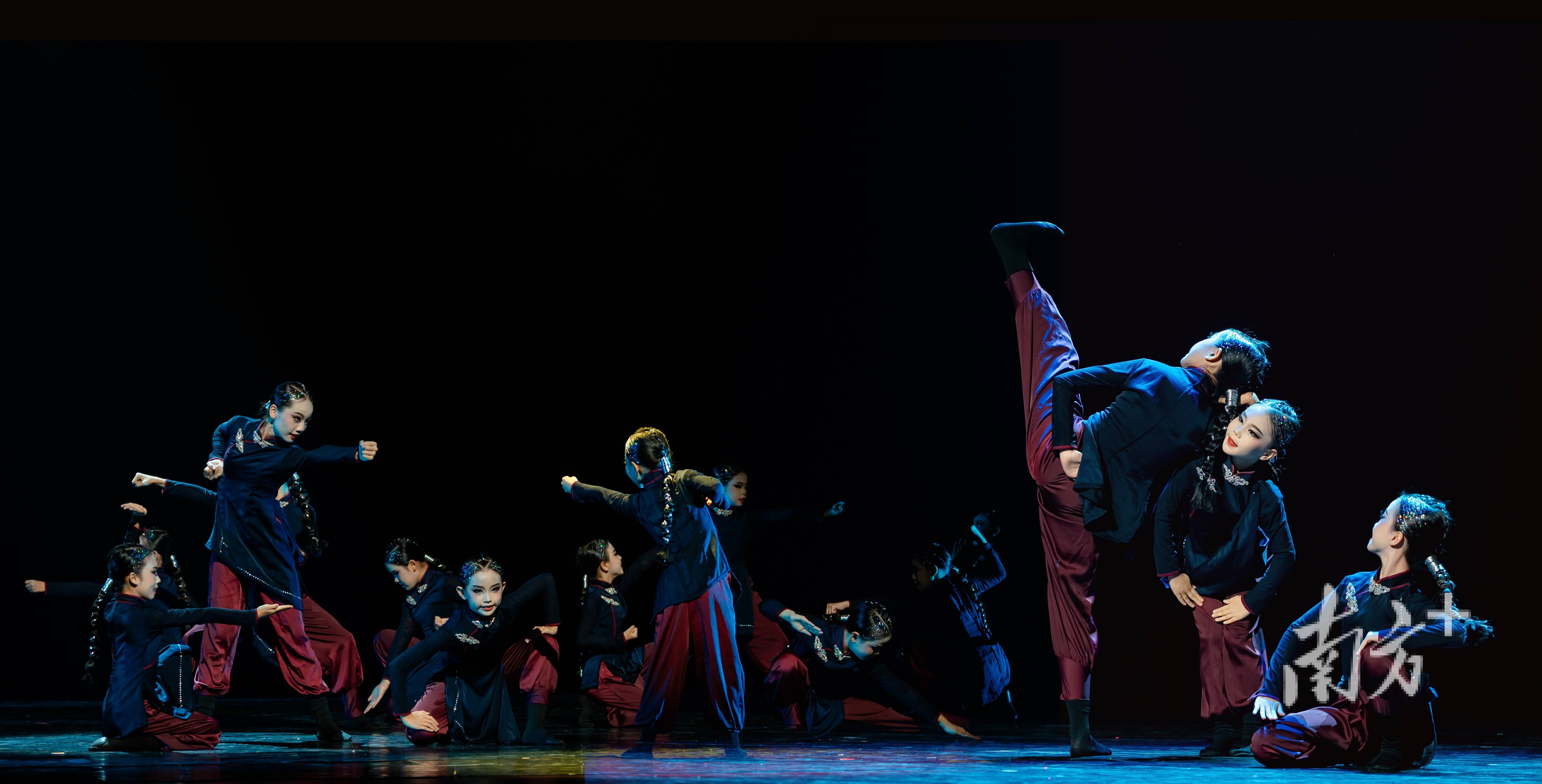 “粤舞小健儿 喜庆全运会” 广东省体育题材少儿舞蹈获奖作品展演落幕！(图3)