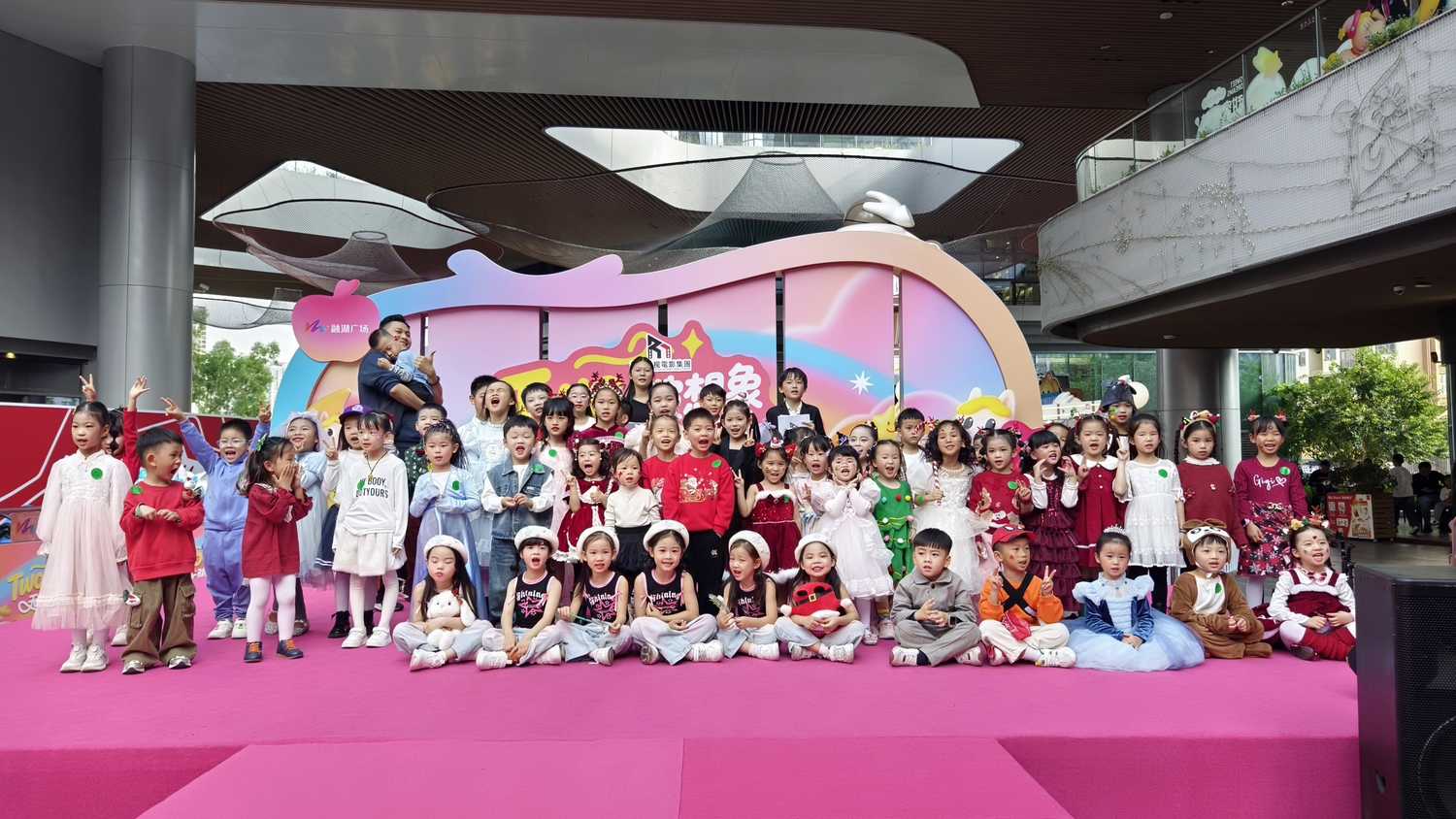 融媒广视电影集团获广播电视节目制作经营许可 合规赋能舞台演艺与文化活动内容生态(图4) 融媒广视电影集团获广东省广播电视局核发《广播电视节目制作经营许可》 合规赋能舞台演艺与文化活动内容生态(图4)