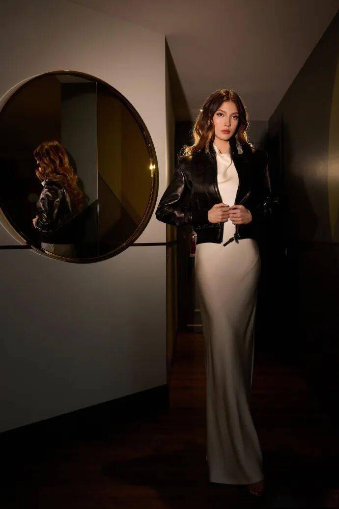 2026米兰时装周刷屏！原来学模特，是在为未来铺路(图2)