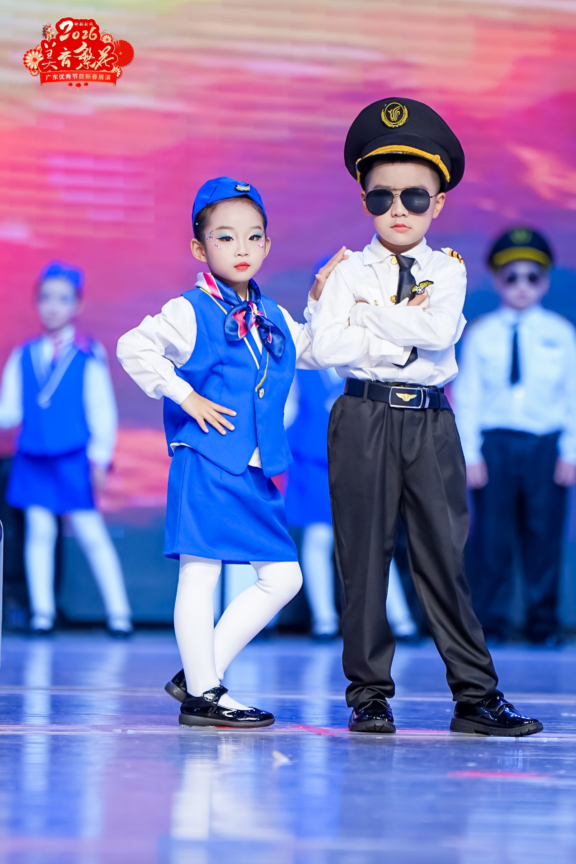 融媒广视电影集团2026 美育繁花春晚深圳宝安海雅大剧院圆满举办(图7) 融媒广视电影集团2026 美育繁花春晚深圳宝安海雅大剧院圆满举办(图7)