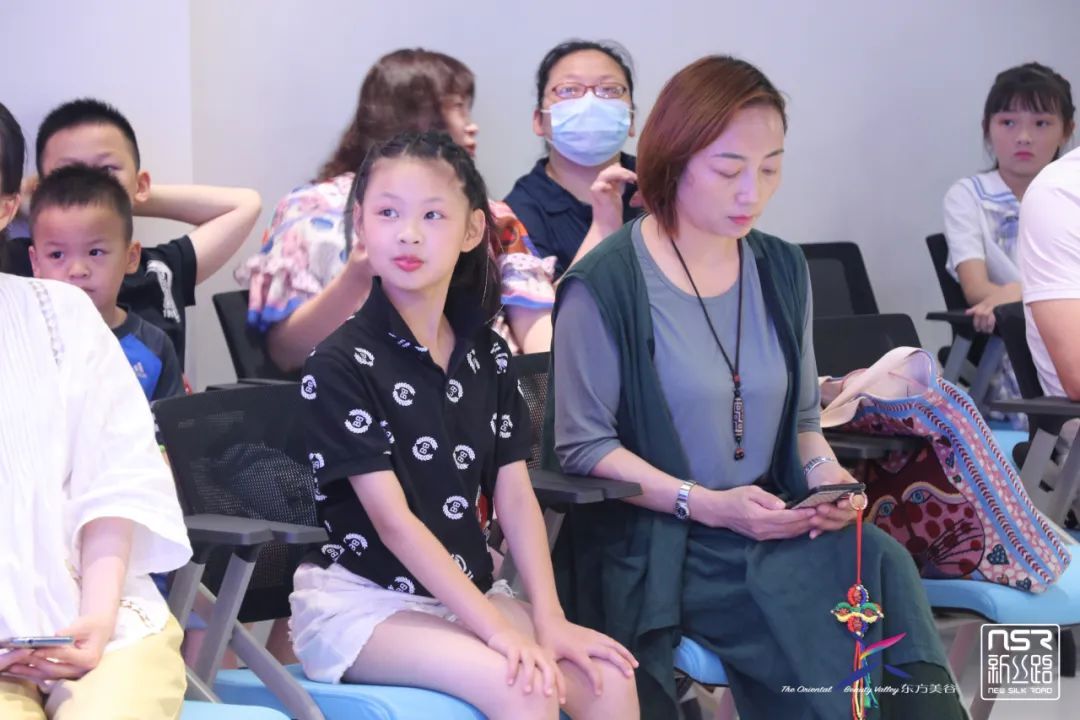 赛事集训丨第19届新丝路中国国际少儿模特大赛上海赛区东方美谷时尚贤少年专场报名启动(图6)