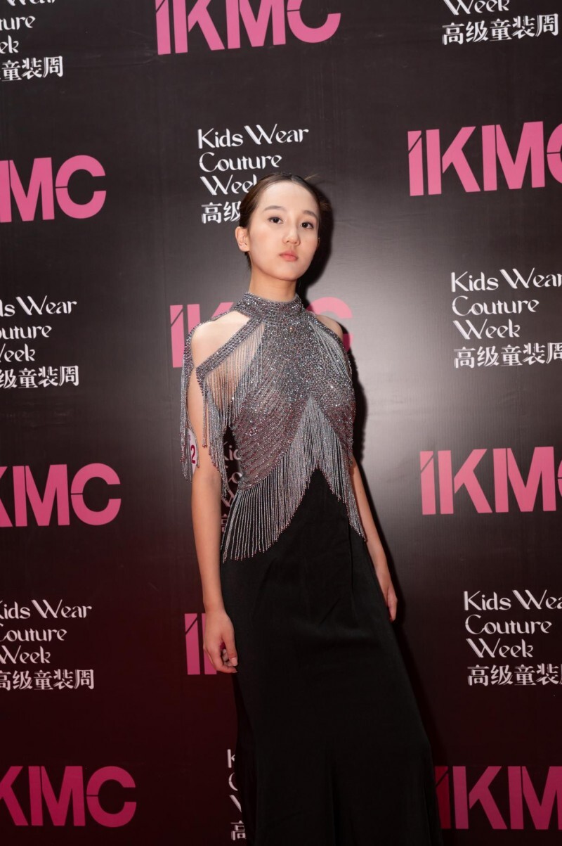 徐婉媚2025 IKMC 国际少儿模特演艺大赛获奖(图3) 徐婉媚2025 IKMC 国际少儿模特演艺大赛获奖(图3)