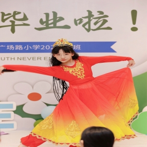 “嘟啦啦”，13岁的她即将登上北京大舞台